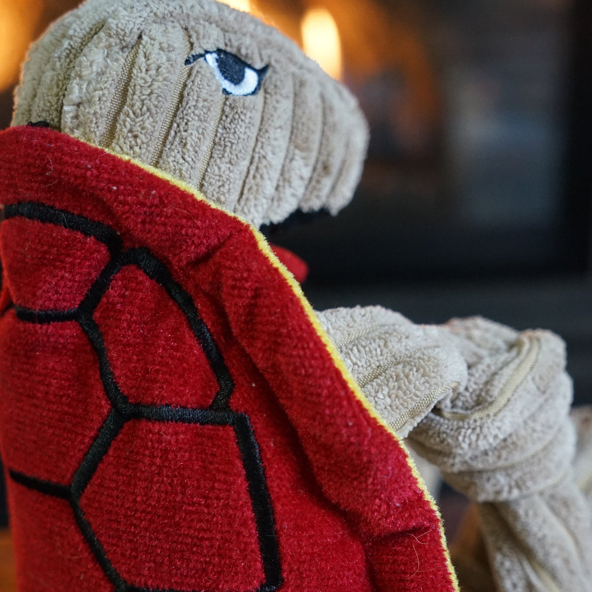 Maryland Terrapins Testudo Knottie® Plush Dog Toy – Officially Licensed NCAA HuggleHounds