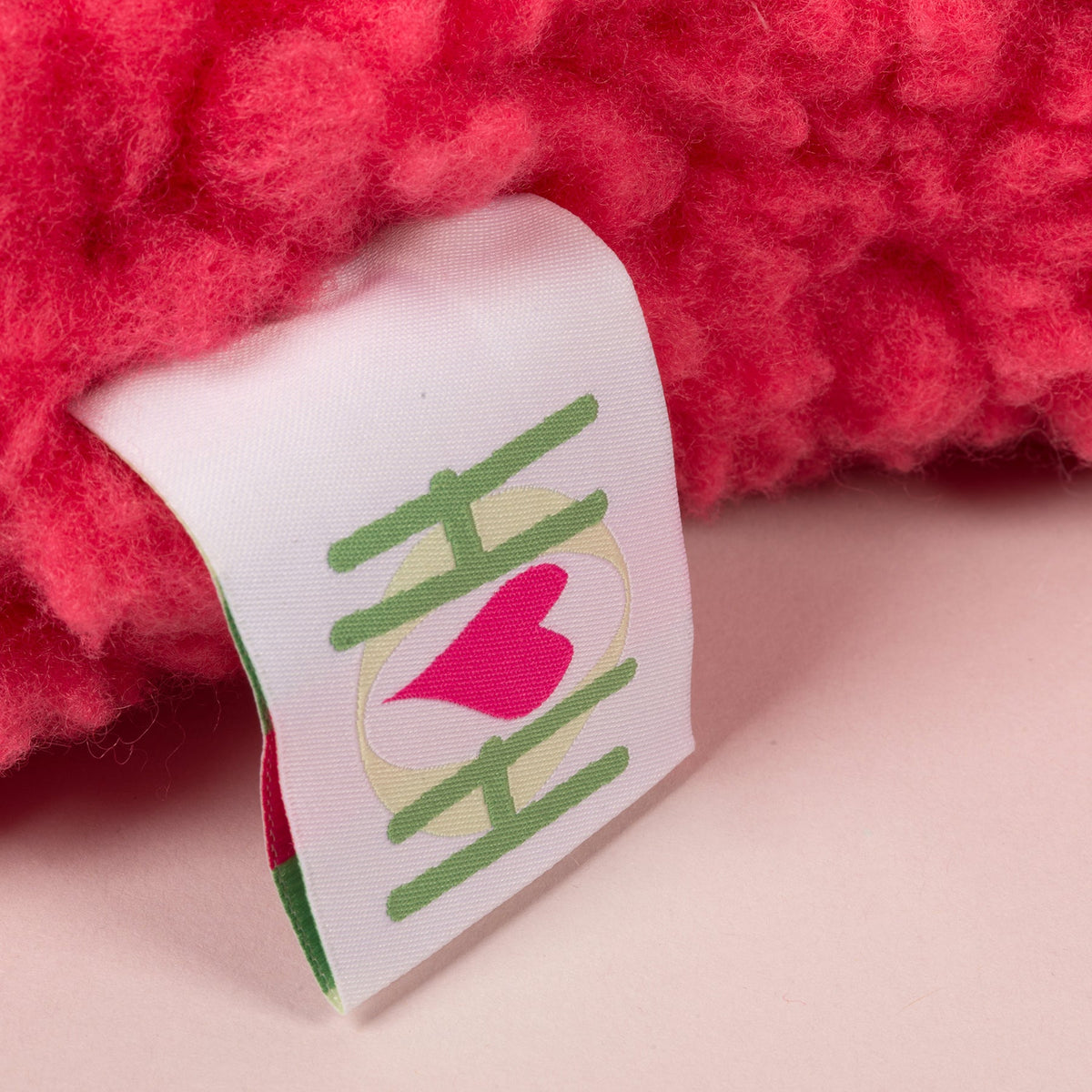 HuggleFleece® Pink Bone Dog Toy – HuggleCause™ x Living Beyond Breast Cancer HuggleHounds