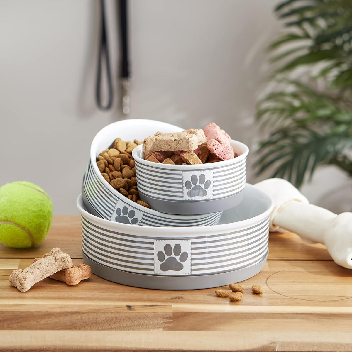 Paw & Patch Ceramic Pet Collection, Medium Set, 6X2", Gray, 2 Piece MJ's Pet Closet