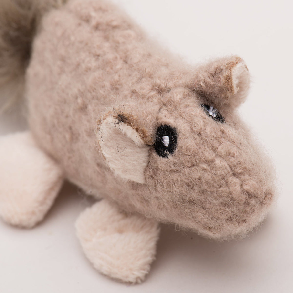 HuggleKats® Wee Feller Squirrelie Cat Toy – Catnip-Infused & Crinkle HuggleHounds