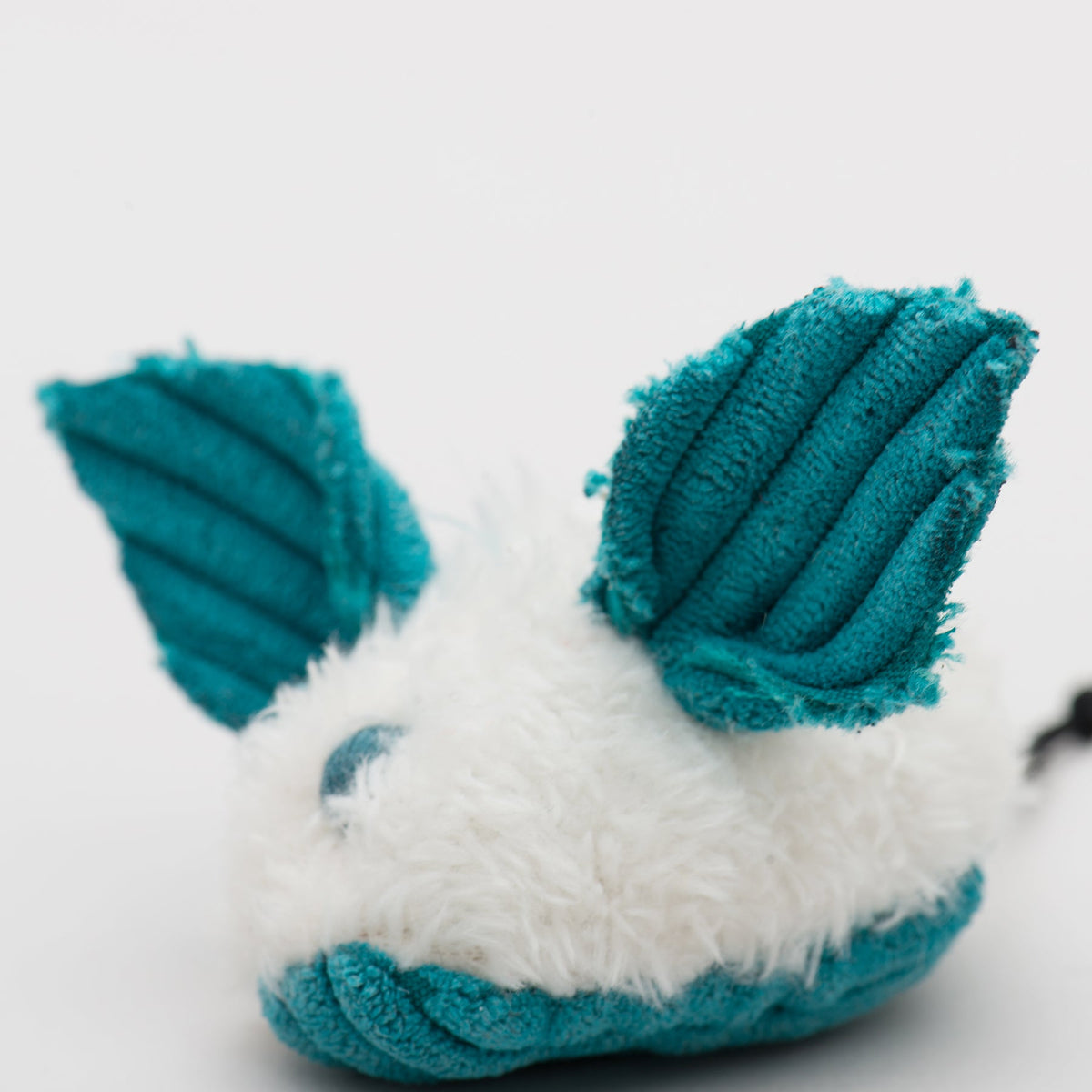 HuggleKats® Dust Bunnies Catnip Cat Toys – 3-Pack HuggleHounds