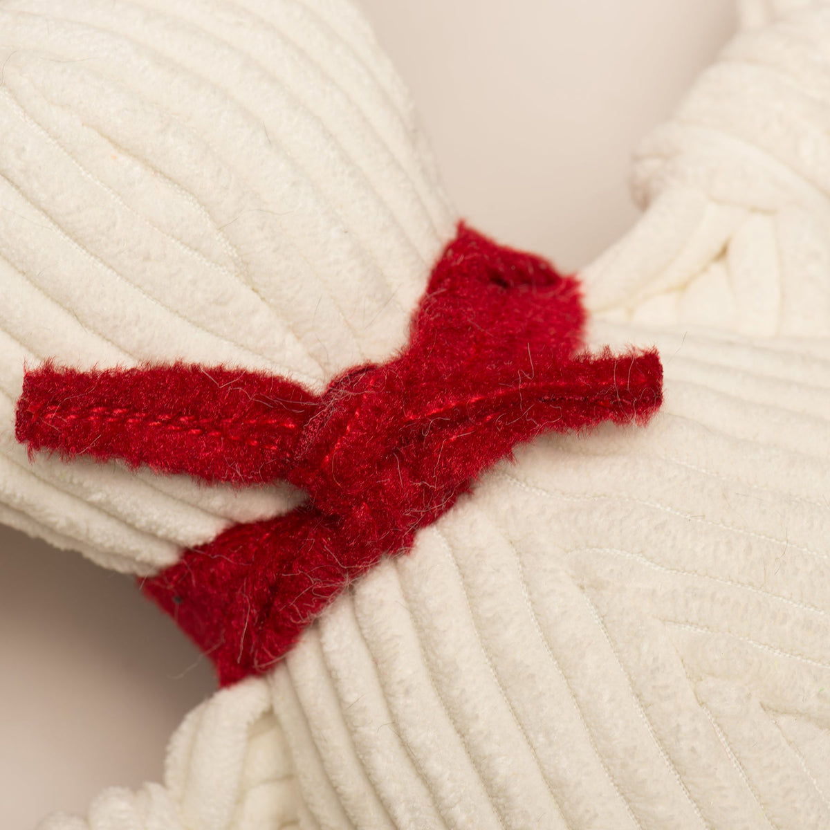 L.T. Knottie® Plush Dog Toy – Small | HuggleCause™ x Living Free Animal Sanctuary HuggleHounds
