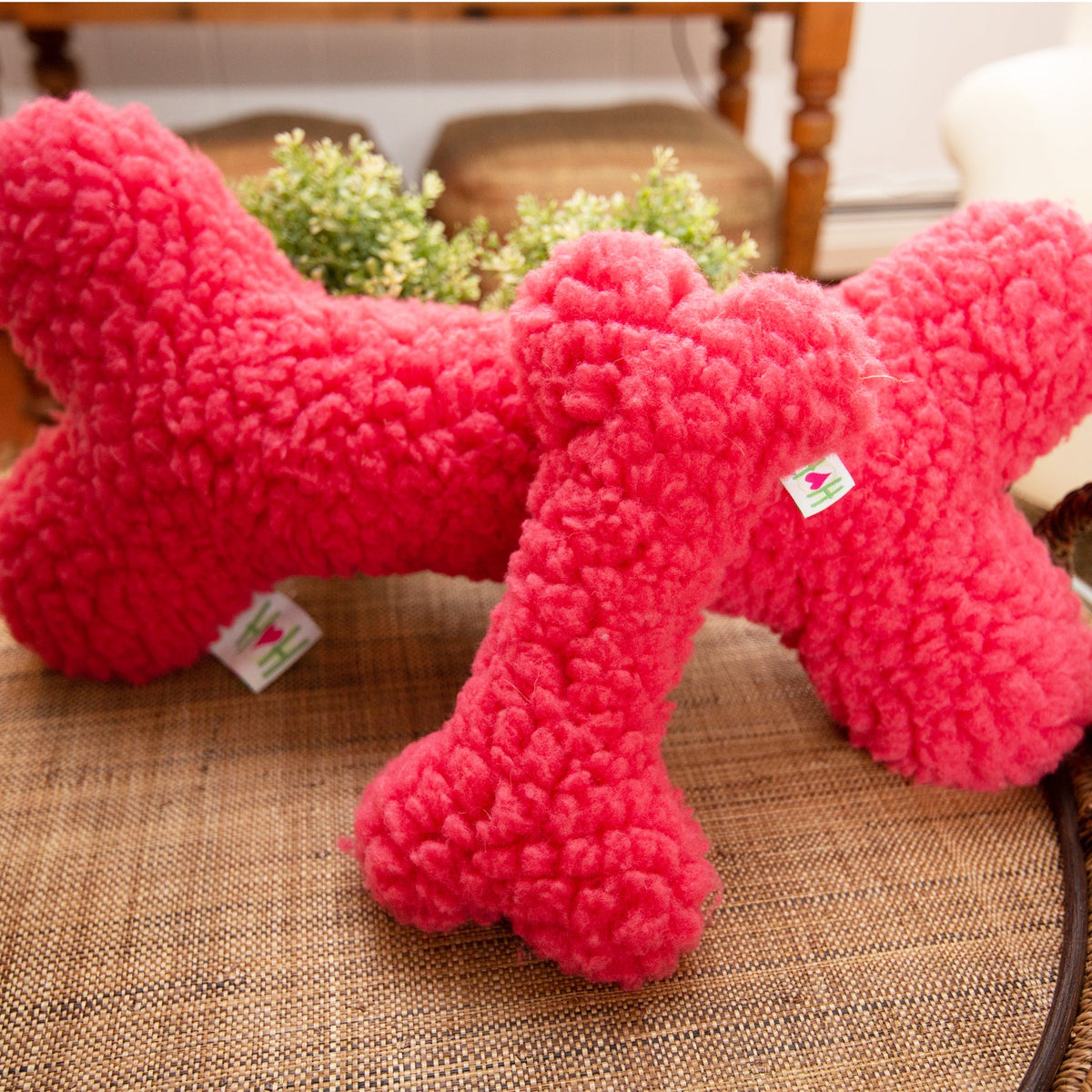 HuggleFleece® Pink Bone Dog Toy – HuggleCause™ x Living Beyond Breast Cancer HuggleHounds